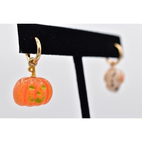 Coach Halloween Skull And Pumpkin Mismatch Earrings Glitter NEW 2024 Rare BinW - Picture 5 of 11